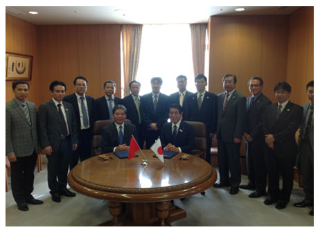 Doan-Cong-tac-cua-Bo-Tai-nguyen-va-Moi-truong-tham-va-lam-viec-tai-Lien-bang-Nga